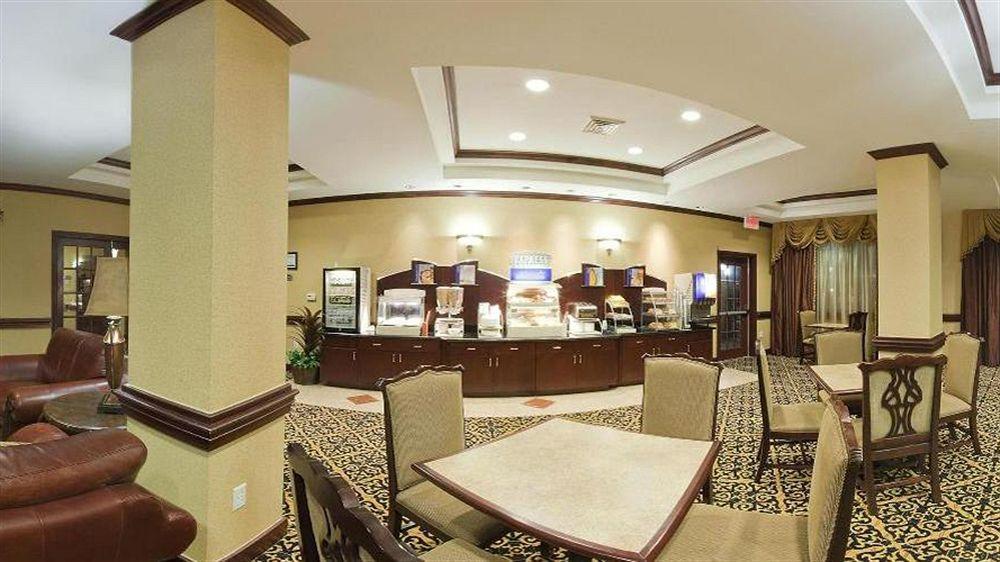 Holiday Inn Express & Suites Wharton By Ihg Екстериор снимка