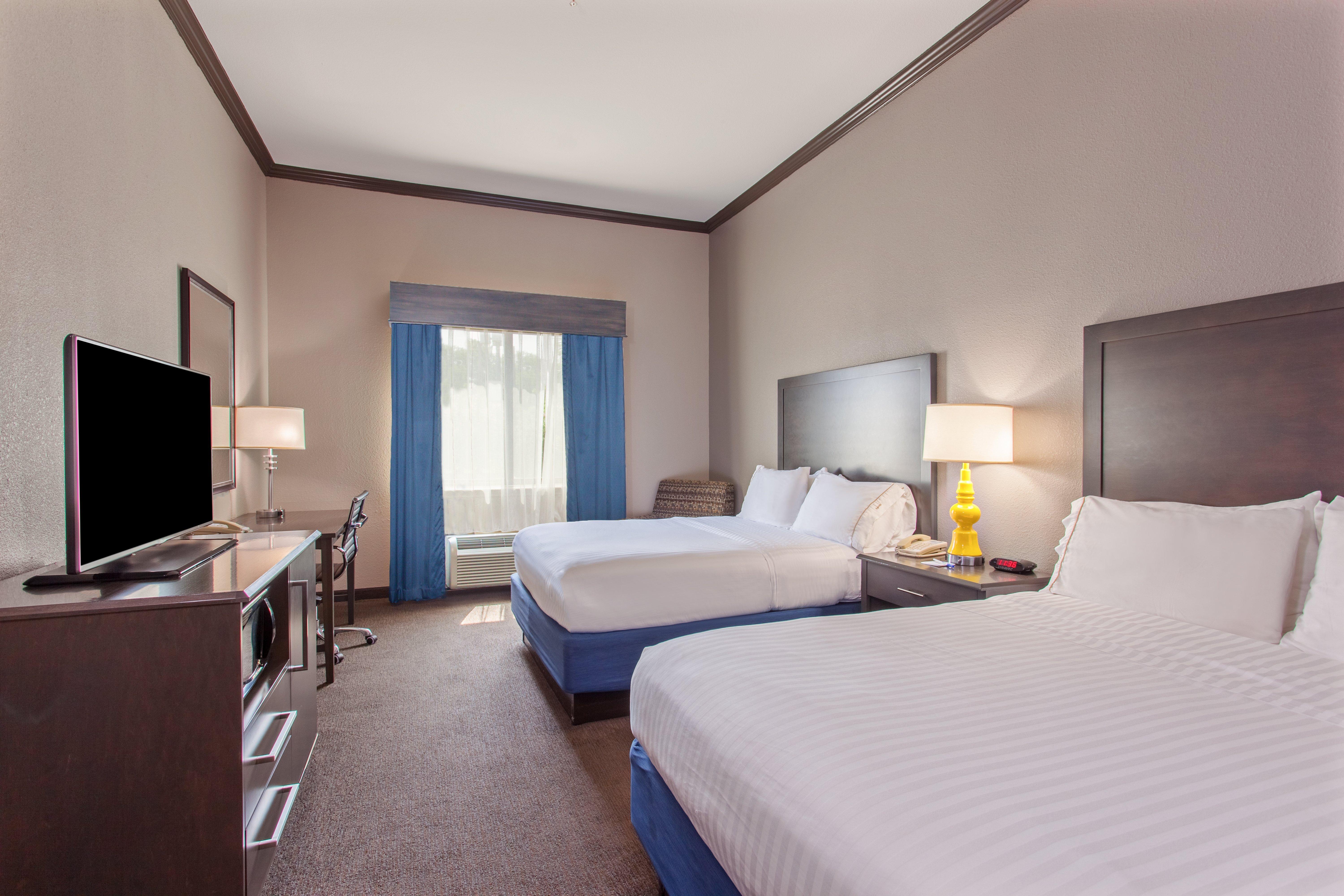 Holiday Inn Express & Suites Wharton By Ihg Екстериор снимка