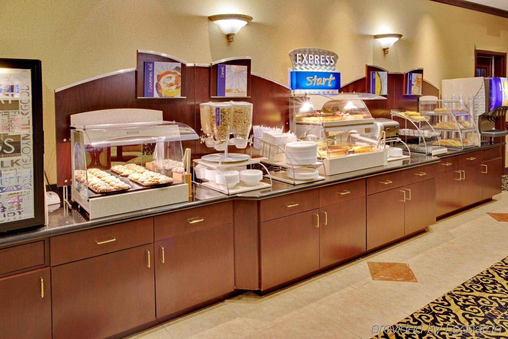 Holiday Inn Express & Suites Wharton By Ihg Ресторант снимка